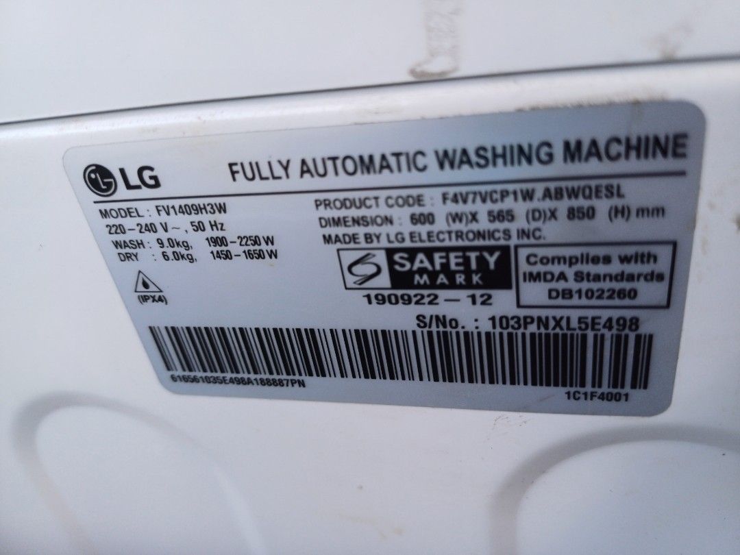 LG Washing Machine and dryer. 2in1 (Category: Washing Machines and Dryers) located in Singapore. Submitted by jerry97777 (Listing ID 1365747542, Image 5). Description: Two new LG 2in1 washing machines have arrived in the store. 9/6kg. 8/5kg. If you need them, please contact me. The price is favorable, delivery is free, disposal is free, and cash on delivery is available. Thank you..