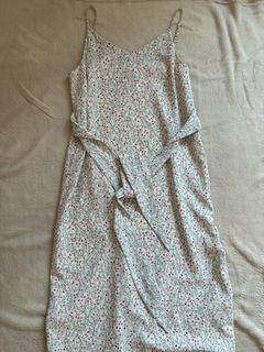 TCL Dainty Floral Slip Dress $7 MAILED