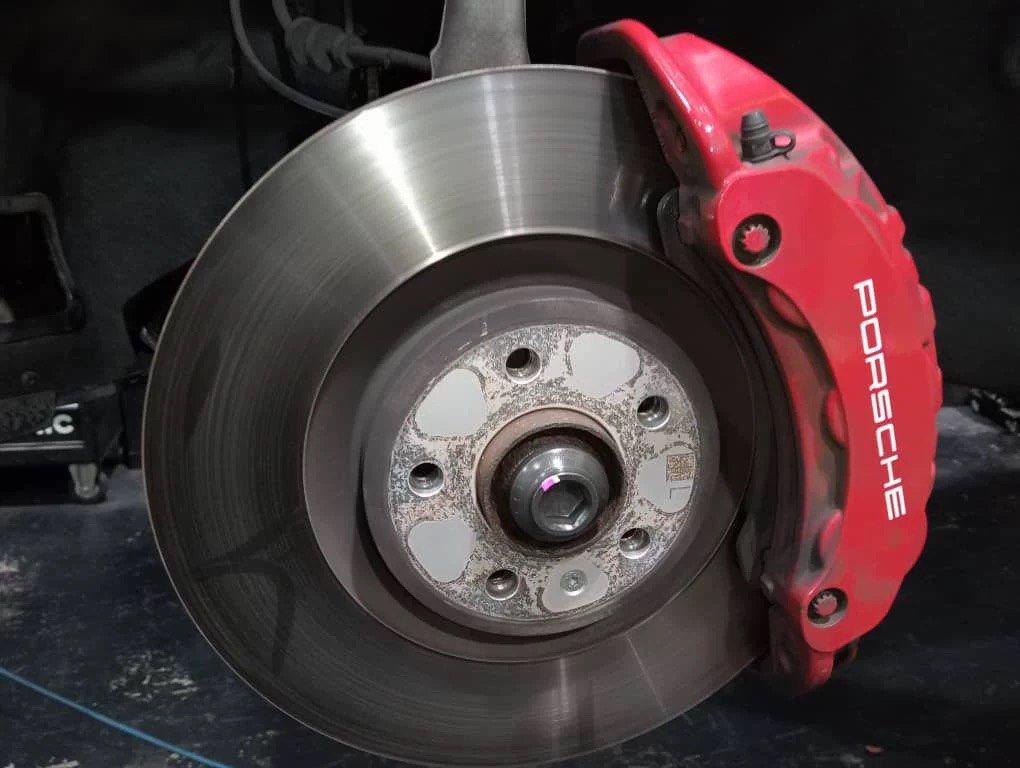 Macan front original rotors and brake pads used. 80% (Category: Brakes) located in Singapore. Submitted by mistercurator (Listing ID 1375713892, Image 1). Description: Original Porsche Macan used front rotors with brake pads. 80% Front for 6 pot only Able to view before. In very good condition. Upsized my front and rear to slotted thus clearing off cheap. Already off the car. Cash and carry .
