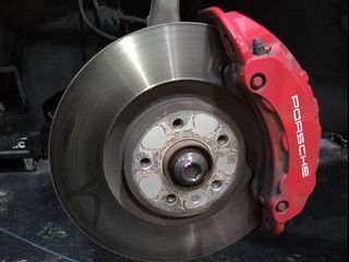 Macan front original rotors and brake pads used. 80%