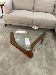NEW Noguchi coffee table