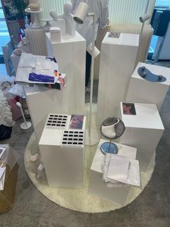 <Rental> Rectangle Display Pedestal Stand