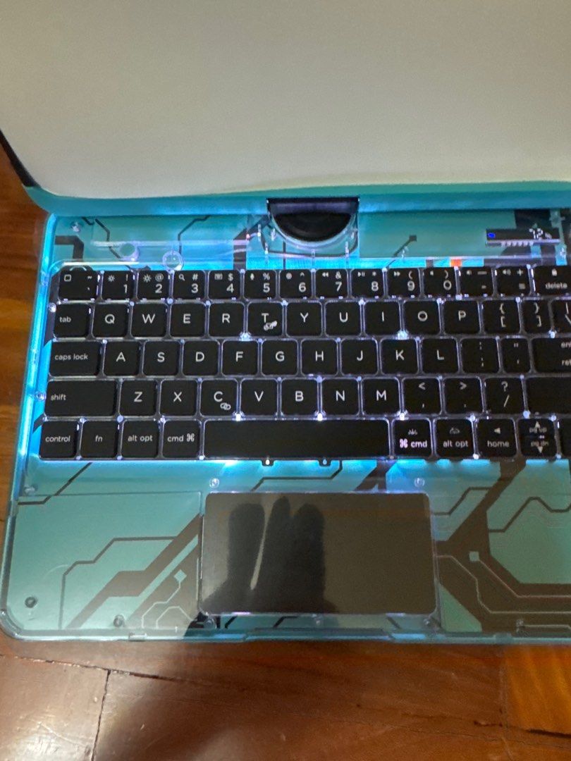 Naidun high tech china 11 inch keyboard comes with the box and other accessories (Category: Laptops & Notebooks) located in Singapore. Submitted by oem_zippurmouth (Listing ID 1384006349, Image 2). Description: .