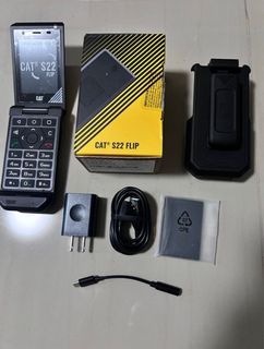 CAT S22 Flip Phone - Rugged & Durable