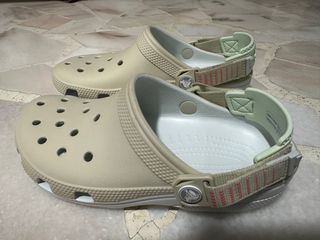 Crocs Classic All-Terrain Clog - Size W6