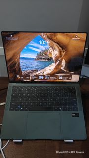HONOR MagicBook Art 14 Laptop - Like New