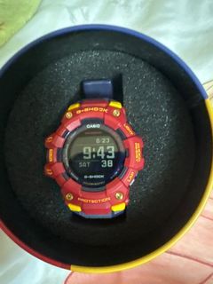 Want to sell limited edition g shock Barcelona watch