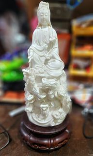 德化陶瓷器九龍观音