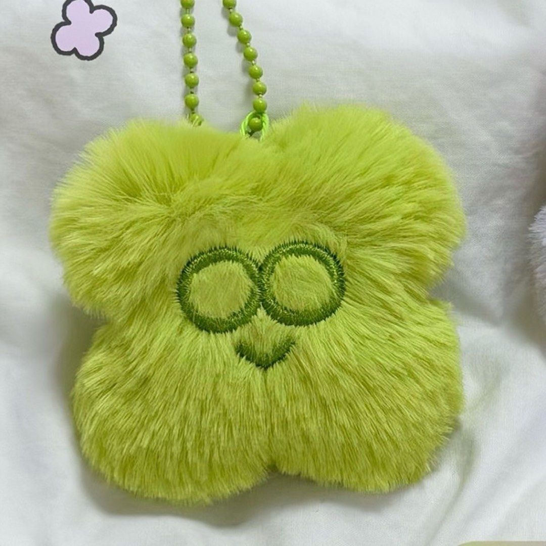 SEVENTEEN WONWOO 4LEAVES CLOVER PLUSHIES KEYCHAIN (Category: Other Merchandise) located in Singapore. Submitted by shiningcarat_ (Listing ID 1392793370, Image 5). Description: Preorder require Shipping takes around 10-15days Will mail out immediately once we receive the stocks Available in 2 colours (purple /green) Size:6cm $6.50 each 2 for $12 Full payment required within 24hrs in order to secure ur order Mu available if spend >$12 Mu available 