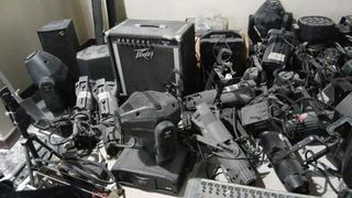 1 lot of assorted models of audio equipment -  speakers. Mixers. Disco lightings, amplifiers prices from $100, take all $3000