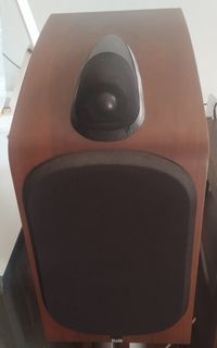 B&W 705 Speakers