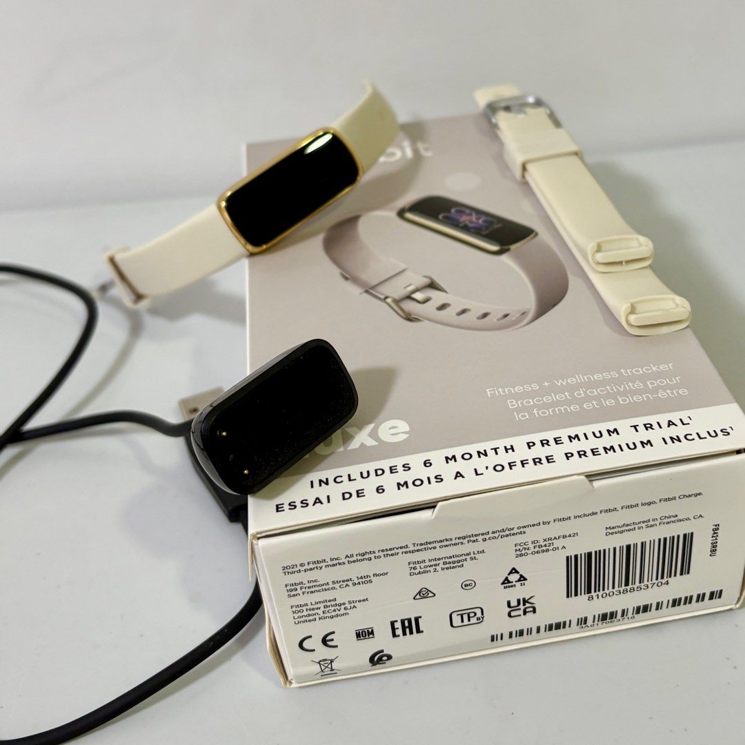 Fitbit Luxe (Category: Wearables & Smart Watches) located in Singapore. Submitted by erniemuppet (Listing ID 1391135589, Image 3). Description: Fitbit Luxe. Just bought online but don’t like the gold case. So selling to get a different colour. Selling for $145. Can meet Punggol or Tanjong Pagar. .