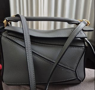 Puzzle Bag Grey Shoulder or Clutch bag like new No loewe
