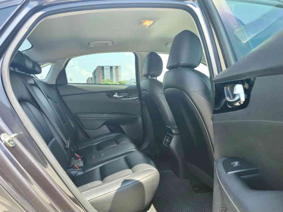 Kia Cerato 1.6 EX (A) (Category: Used Cars) located in Singapore. Submitted by cartimesautomobile (Listing ID 1456258094, Image 7). Description: Buy with confidence from our certified pre-owned collection. Gone through a 120-points health check, each unit is refurbished for the brand new car experience. Trade ins are welcomed. Extended warranty till end of COE available too! Contact our friendly salesman today to schedule for your next test drive