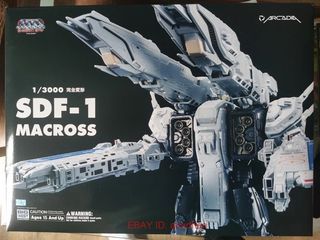 Arcadia SDF-1 Macross 1/3000 Scale Model Kit