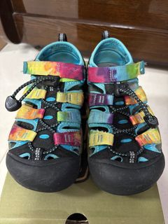 KEEN Newport H2 Rainbow Tie Dye Youth Sandals - US 1
