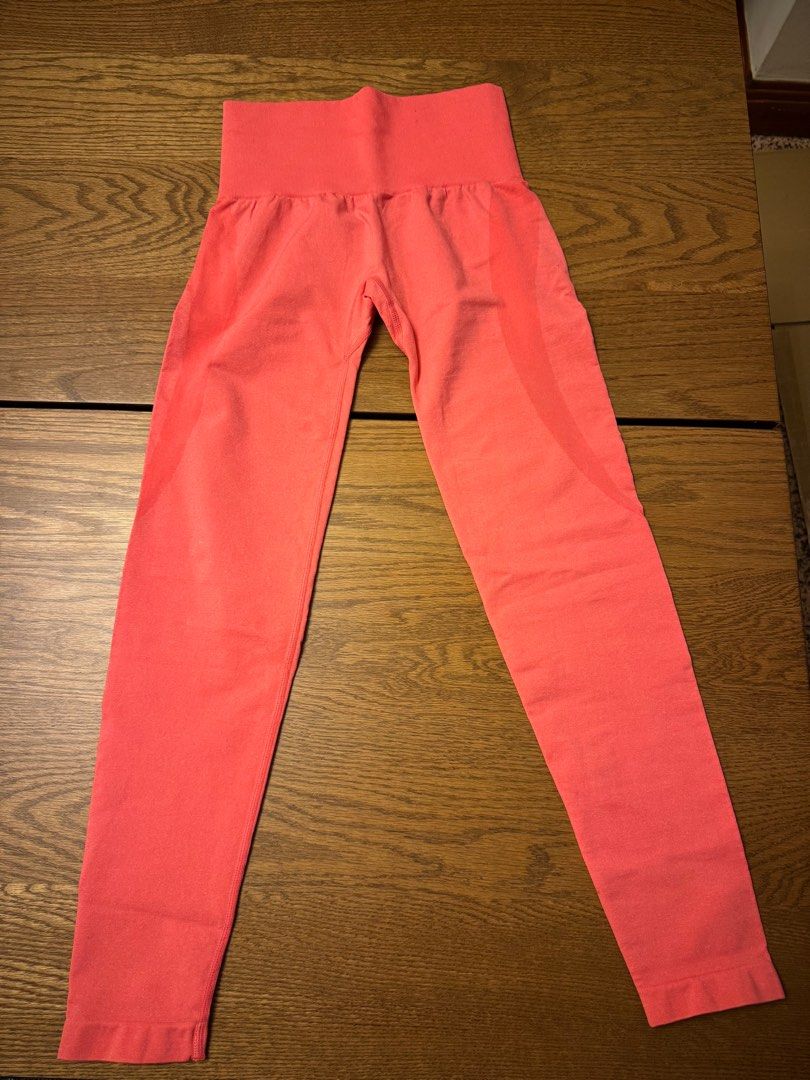 NVGTN Coral Contour Seamless Leggings (Category: Activewear) located in Singapore. Submitted by sarjo495 (Listing ID 1416365431, Image 2). Description: - NVGTN Contour Seamless Leggings - Never worn, bought wrong size https://nvgtn.com/collections/contour-seamless-leggings/products/coral-seamless-leggings.