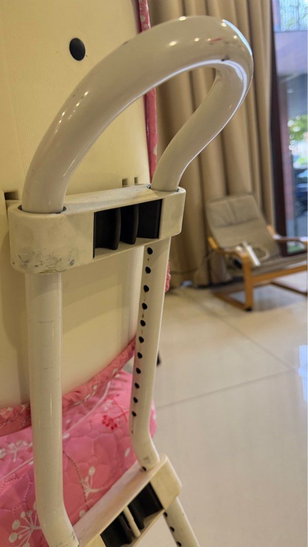 Adjustable kids chair (wheels stiff) (Category: Chairs) located in Singapore. Submitted by cloud12345 (Listing ID 1413042587, Image 2). Description: Adjustable kids chair. Can adjust height of seat and back and tilt. Wheels are stiff. Self-collect. Heavy. .
