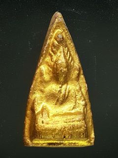 LP Yim- Phra Chinnaraj - Wat Jao Jed with gold leaf- BE2475 / 90 years old amulet