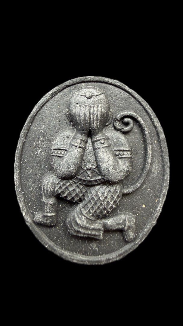 Phaya Ling Lom Pidta (Category: Religious Items) located in Singapore. Submitted by xta_colletions (Listing ID 1417338822, Image 1). Description: Phaya Ling Lom Pidta Phra Ac Benz Year 2568 Wat Ratchatiwat Wihan Krung Thep Maha Nakron Nur Phong .