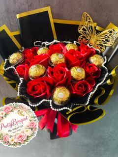 Red Rose Bouquet with Ferrero Rocher
