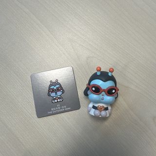 The Outsider-Mini Blind Box Figure