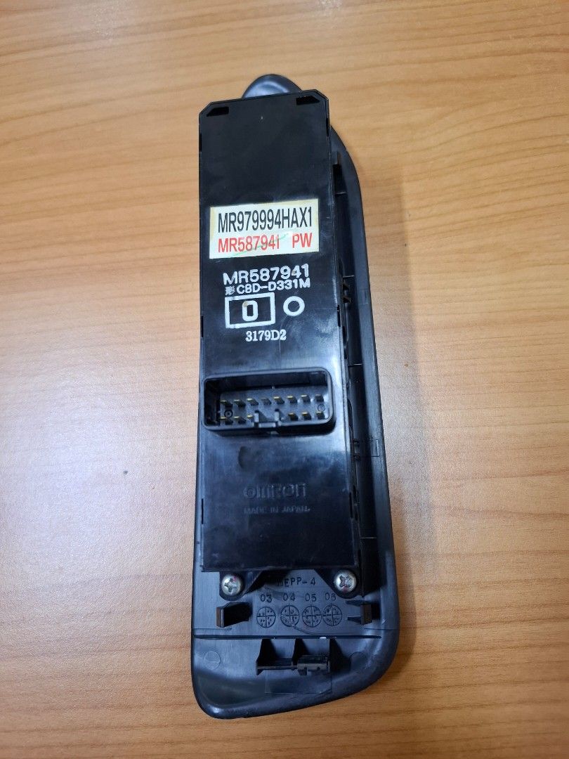 Mitsubishi Lancer Glx Cs3 Window Switch Panel (Category: Other Car Parts) located in Singapore. Submitted by sparkways (Listing ID 1413920996, Image 2). Description: Used power window main switch for lancer cs3. In good working condition. Please check the part number to ensure compatibility with your vehicle. Item is cash & carry..