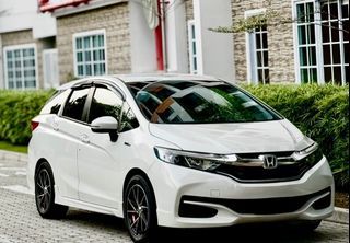 Honda Shuttle Hybrid 1.5 (A)