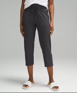 [4] Lululemon Pull-On Mid-Rise Tapered-Leg Crop 23"