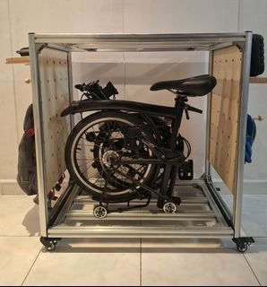Custom Aluminum Storage Rack for Folding Bikes
