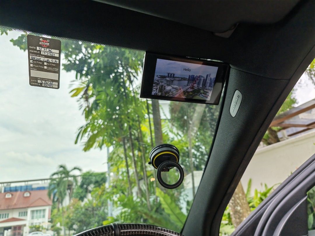 OBU slim bracket (Category: Navigation & Displays) located in Singapore. Submitted by jayp95 (Listing ID 1423722698, Image 1). Description: mount only $15 installation pls pm model and year send photo of current setup.