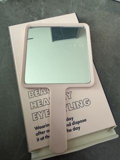 Olens Handheld Mirror - Brand New