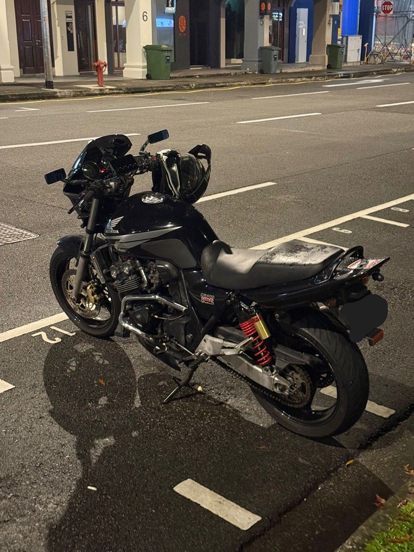 CB400 Spec 3 Yoshimura full system (Category: Class 2A) located in Singapore. Submitted by nicoraufaniq28 (Listing ID 1426023175, Image 3). Description: CB400 Spec 3 full system Yoshimura with certificate COE expiry date 24 March 2034 (RFS) looking to get XMAX Bike fully paid Open to negotiate Used the bike for a year but planning to get XMAX. Bike is well taken care of and serviced regularly. I have done many repairs on this bike and pretty much