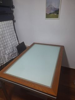 Calligaris Glass Top Extendable Table