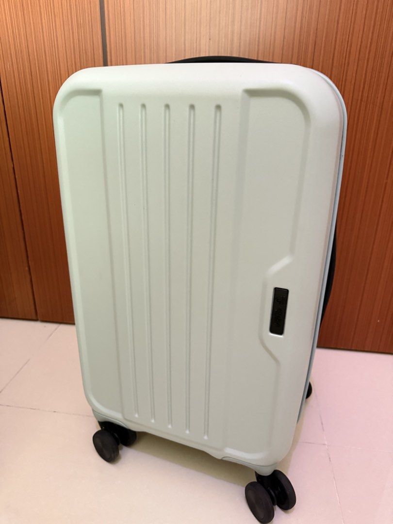 GinzaTravel Trunk Spinner Luggage - Tiffany Blue (Category: Luggage) located in Singapore. Submitted by elleemmanuel (Listing ID 1424337198, Image 2). Description: Used twice, expandable design 20inch Condition 9/10 Selling because I already have a similar luggage NO NEGO.