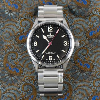 [SOLD - DM to SOURCE] Tudor Rose Ranger 79910