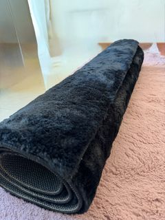 The Carpetier Charcoal Black Carpet | Cloud Fur Series