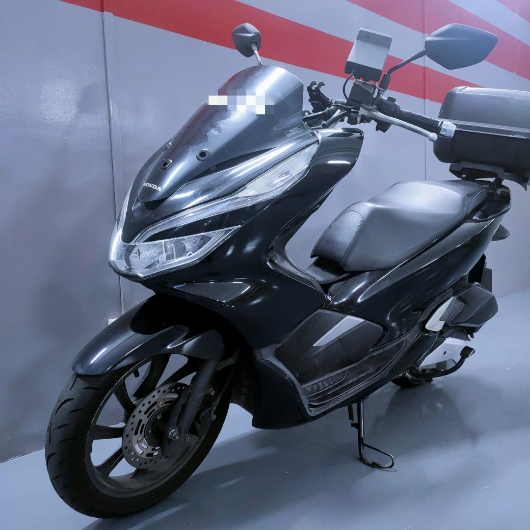 [SALE] HONDA PCX 150 ABS (Category: Class 2B) located in Singapore. Submitted by throttlesalessg (Listing ID 1428028393, Image 2). Description: Honda PCX 150 ABS Consignment unit appointment required. COE till Dec2029 Just did full servicing. BUY / SELL / TRADE-IN / CONSIGNMENT WELCOME ! 🏍 🛵 🍀 𝙁𝙡𝙚𝙭𝙞𝙗𝙡𝙚 𝘿𝙤𝙬𝙣𝙋𝙖𝙮𝙢𝙚𝙣𝙩 🍀 𝙇𝙤𝙬 𝙄𝙣𝙩𝙚𝙧𝙚𝙨𝙩 𝙍𝙖𝙩𝙚 🍀 𝙇𝙤𝙬 𝙄𝙣𝙨𝙪𝙧𝙖𝙣𝙘𝙚 𝙍𝙖𝙩𝙚 🍀 𝙃𝙞𝙜𝙝 𝙏𝙧𝙖𝙙𝙚 𝙄𝙣 🍀 𝙁𝙖𝙨�