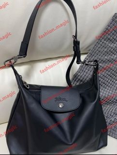 ✨💯 Original Longchamp Leather Hobo Shoulder Bag for Commuting