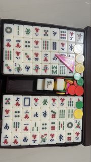 Vintage Mahjong Set with Carrying Case
