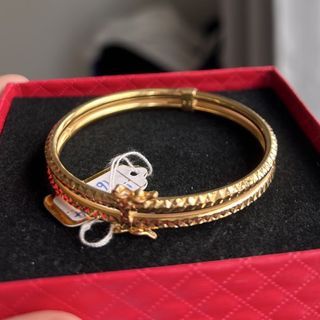 Gold Bangle Bracelet - 916 Gold