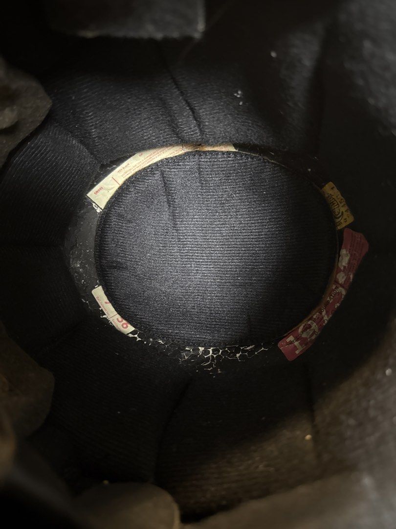 Vintage bell magnum 3...with bell 570 peak & vintage swan pro racing works face mask (Category: Motorcycle Accessories) located in Singapore. Submitted by remykitz02 (Listing ID 1424586874, Image 6). Description: Small 56cm....