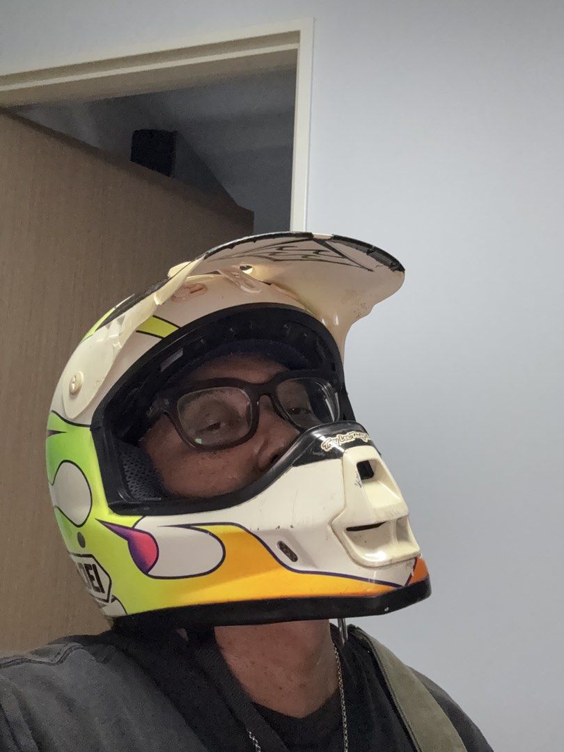 Vintage shoei offroad adventure helmet (Category: Motorcycle Apparel) located in Singapore. Submitted by remykitz02 (Listing ID 1424615044, Image 9). Description: As per pic..well kept size m.