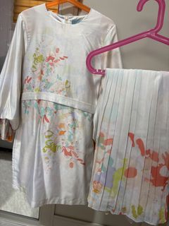 Jannah Noe Kids White Floral Baju Kurung Set