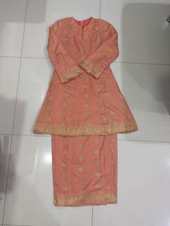 Orange Baju Kurung