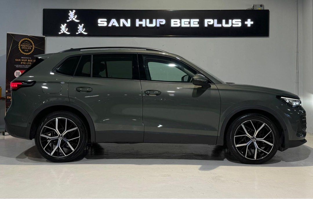 Volkswagen Tiguan Mild Hybrid 1.5A eTSI Life Plus Auto (Category: Used Cars) located in Singapore. Submitted by clement18 (Listing ID 1425544275, Image 3). Description: ❇️ Registration date: 25 July 2024 ❇️ ✅ Rare 1 owner unit! ✅ 5 Years Agent warranty & 3 years servicing! ✅ Genuine low mileage of 19,000Km! ✅ Immaculate showroom condition! ✅ Newest Tiguan Mild hybrid Model! Features 1.5L mild Hybrid engine with 7 speed DSG gearbox, Matrix LED hea