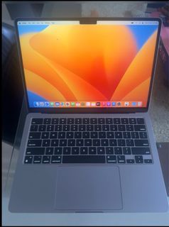 Macbook Air M2 8GB/256GB (96% Battery Health)