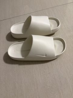 Nike Benassi Slides - White