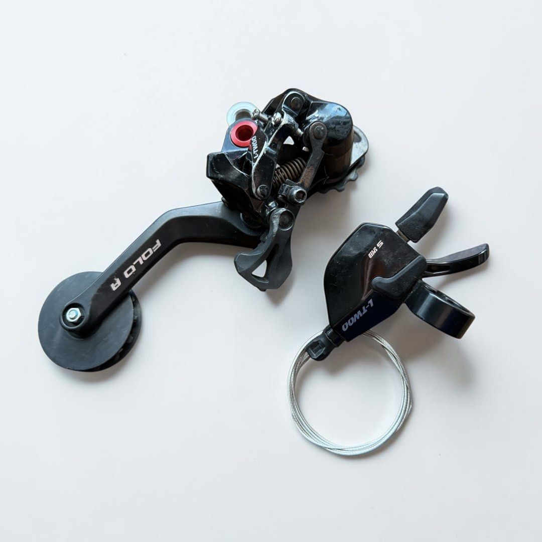LTWOO DERAILLEUR & SHIFTER SET (Category: Parts & Accessories) located in Singapore. Submitted by mesasix (Listing ID 1433236599, Image 1). Description: • 5S shifter • Derailleur is quite heavily used with rust and scratches • Shifter in decent condition • Price reflects the condition, not for fussy buyers • No refund • How to deal? | Self-pickup @ Punggol 821656 | SingPost smartpac (trackable postage) @ $2.20 Thanks for viewing, cheers! Tags bic