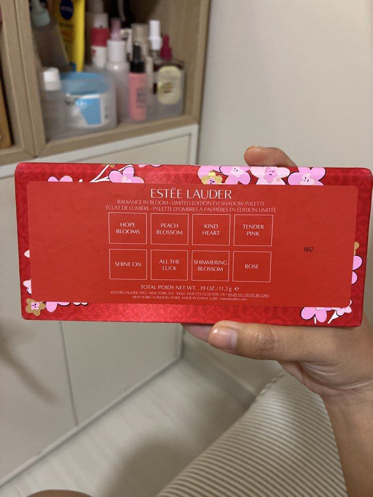 Estee lauder eyeshadow palette (Category: Makeup) located in Singapore. Submitted by bunnyhop22 (Listing ID 1433724822, Image 3). Description: Literally swatched lightly Palette is still good as new Mfg 10/2022 Good if u not fussy & want to practice makeup . Cute design lunar new year edition year of rabbit. .
